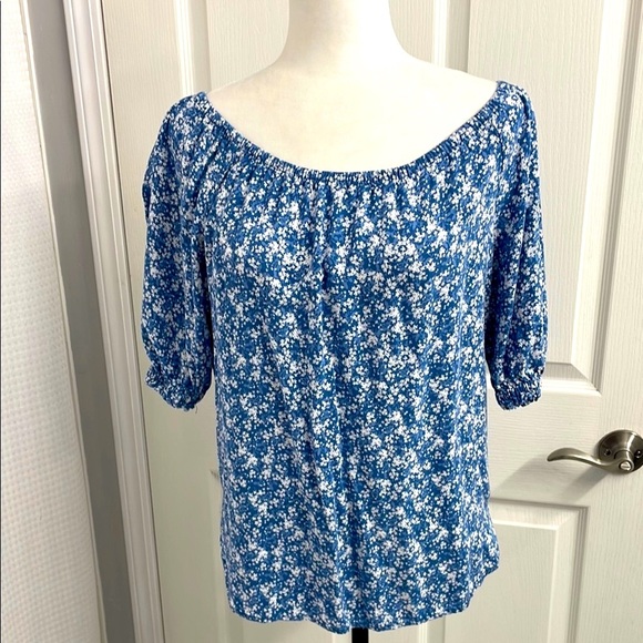 Alexander Jordan Tops - Blue & White Floral Peasant Blouse Scooped Neckline & Short Sleeves Size S